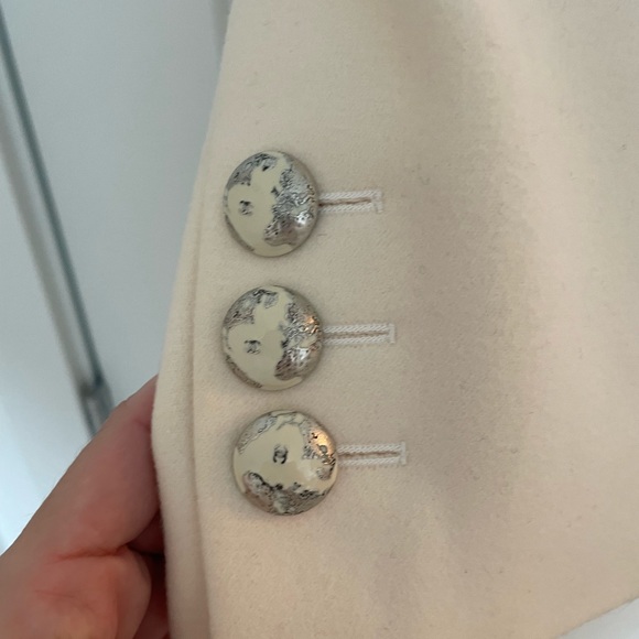 Authentic Chanel Cream Cashmere Coat - Picture 9 of 11